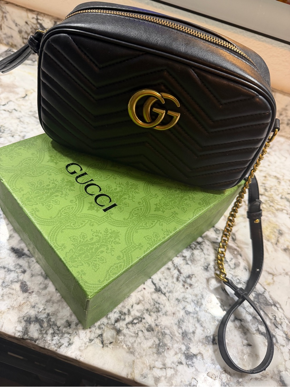 Gucci Black Chevron Matelassé Camera Bag with Gold GG